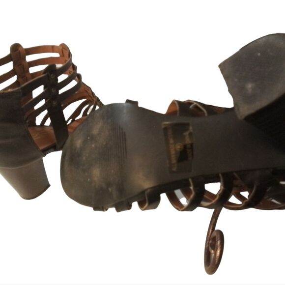 X2B Gladiator Sandals Black Leather Brass Grommeting Back Zipper 3"-4" Heels - Picture 8 of 12